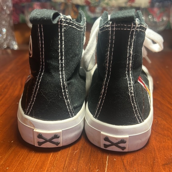 Disney nightmare before Christmas high top sneakers. Size 1. - Picture 5 of 8